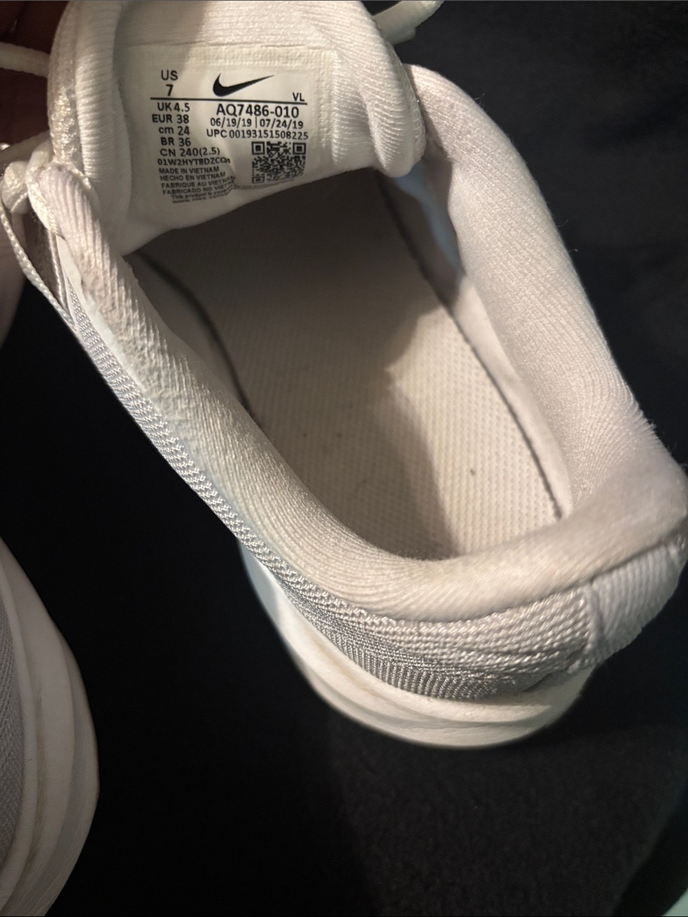 Nike women's running shoes - Picture 6 of 7